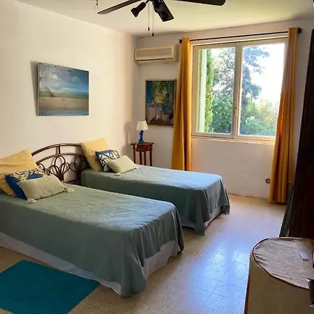 Masaupelliere La Petite Camargue Apartment